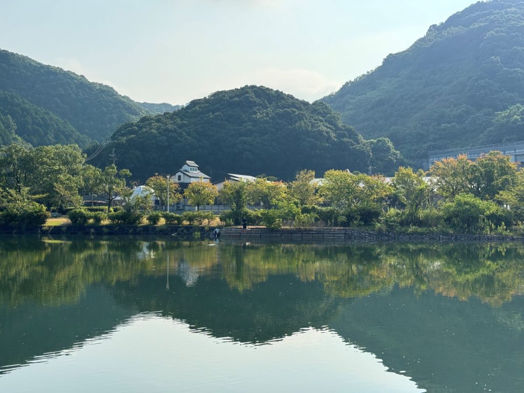 湯浦川越しの別邸わんこ日和